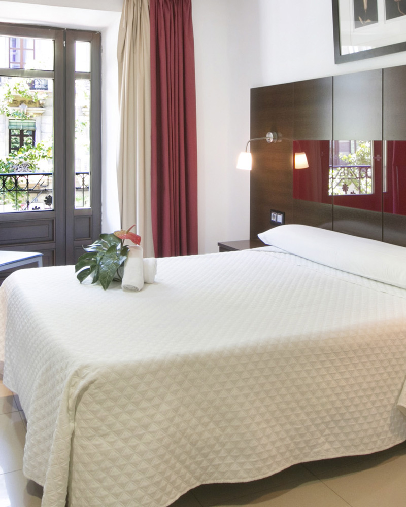 Granada Hotel Rooms. Hostel Atenas