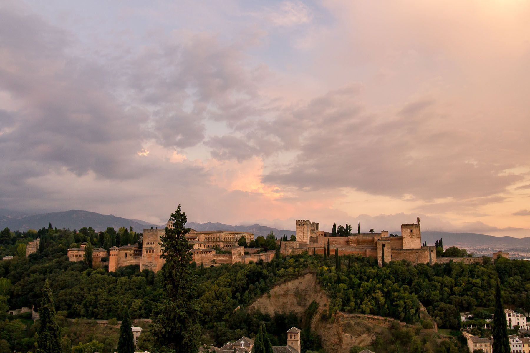 Alhambra Atardecer Hostal Atenas